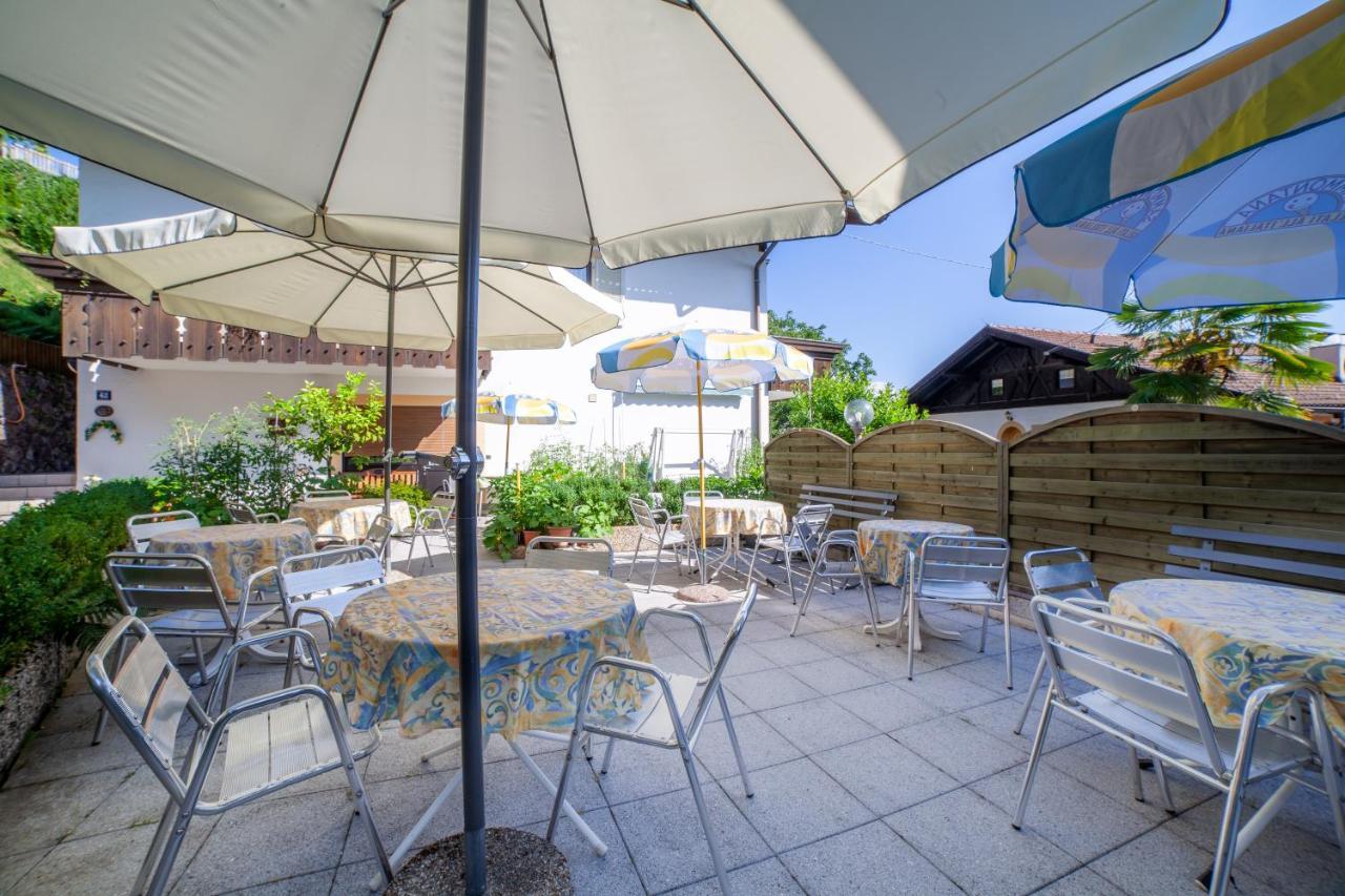 Pension Kofler Vollan Exterior photo